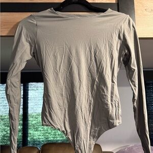 Women’s Long-Sleeve Grey Bodysuit